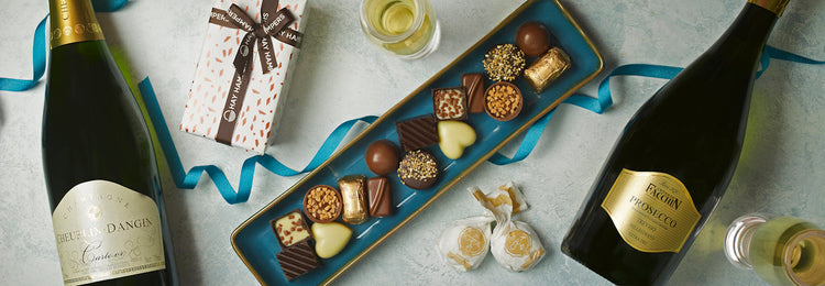 Wedding Anniversary Hampers