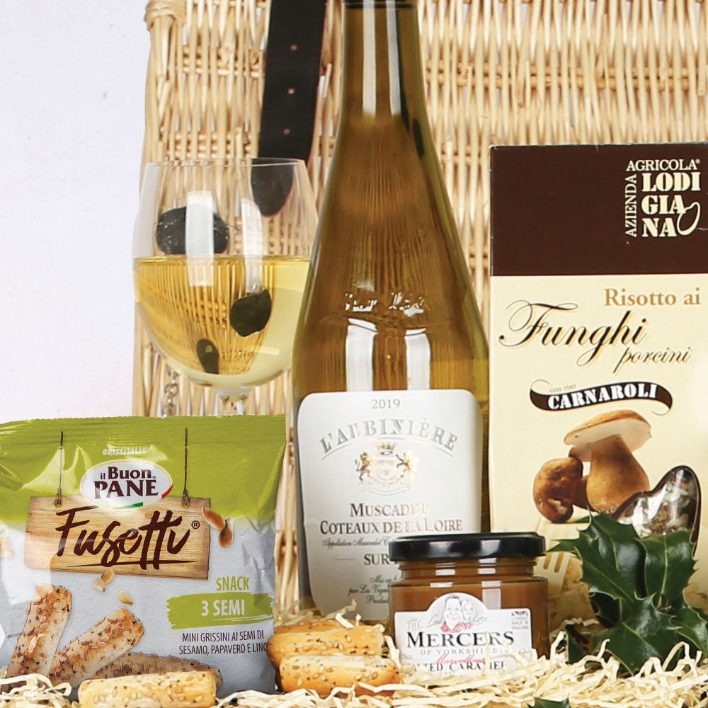 Elegance Hamper in Wicker Basket Component 4