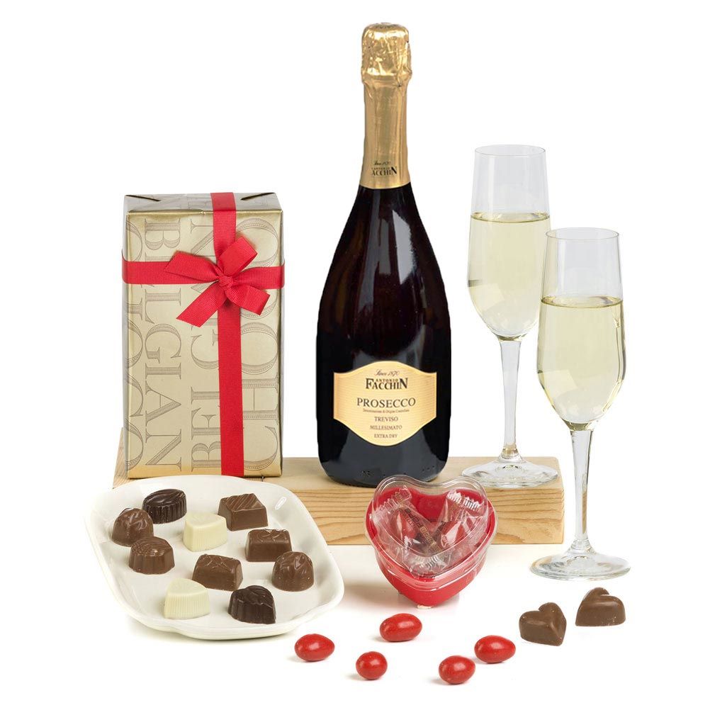 Romantic Wine gifts for Valentine