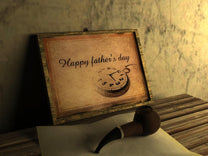 An aged Happy Father's day sign