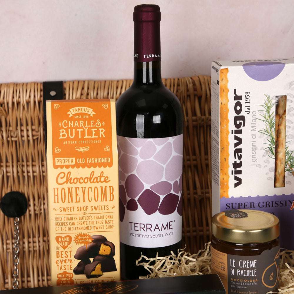 The Grand Hamper in Wicker Basket Component 2